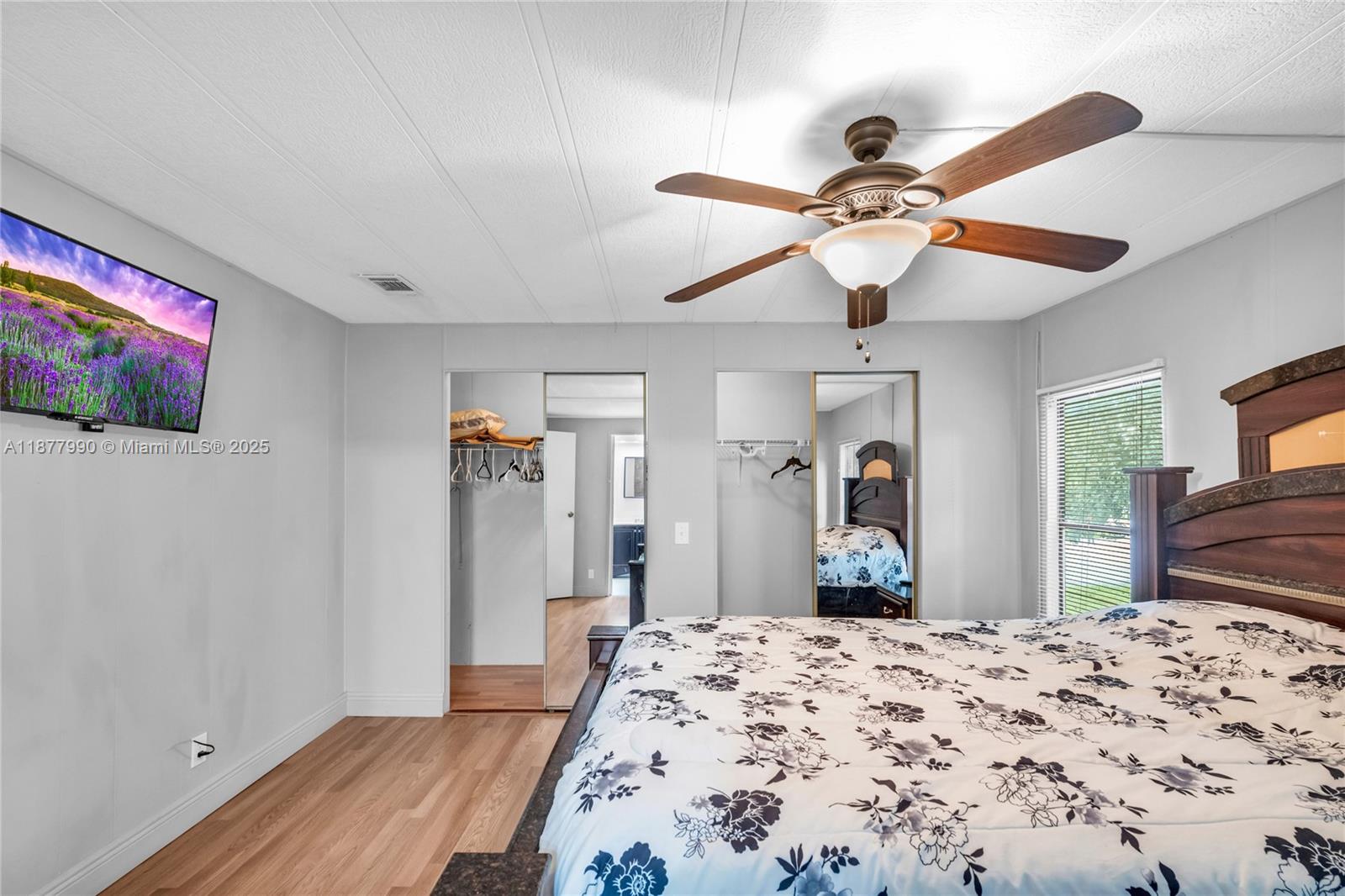 RAVENSWOOD NORTH - Residential
