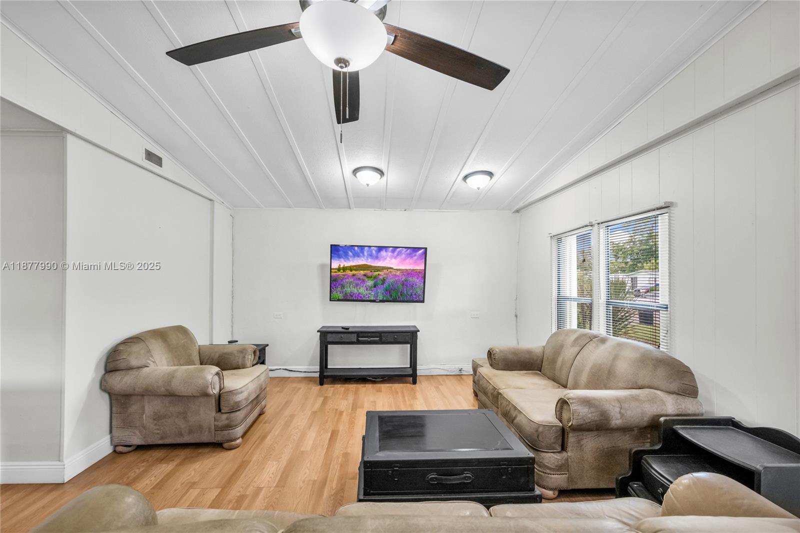 RAVENSWOOD NORTH - Residential