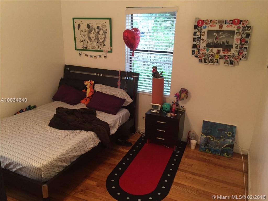 Hollywood 1-21 B - Residential Lease