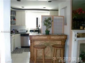 Hollywood 1-21 B - Residential Lease