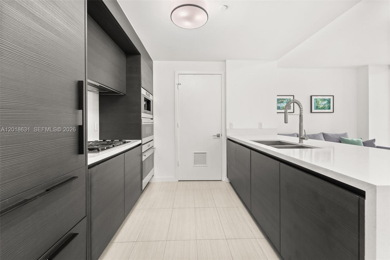 ONE OCEAN CONDO - Residential
