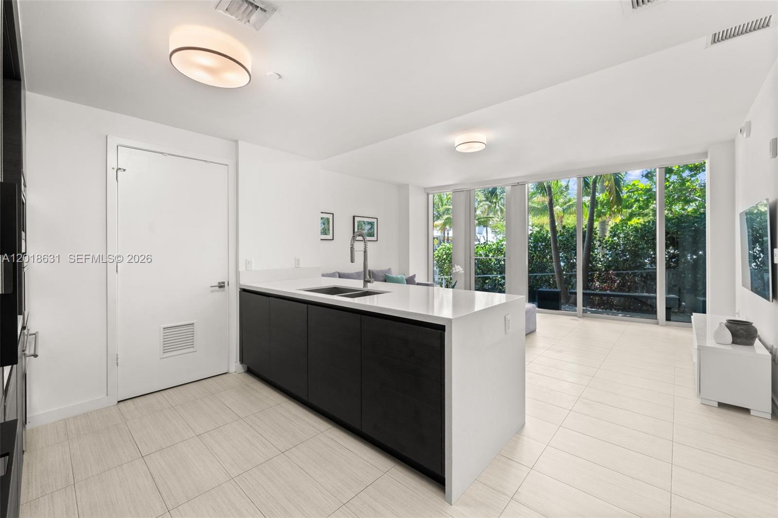ONE OCEAN CONDO - Residential