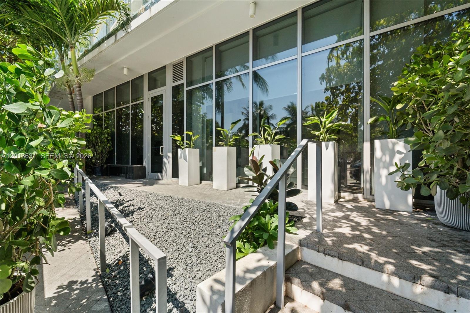 ONE OCEAN CONDO - Residential