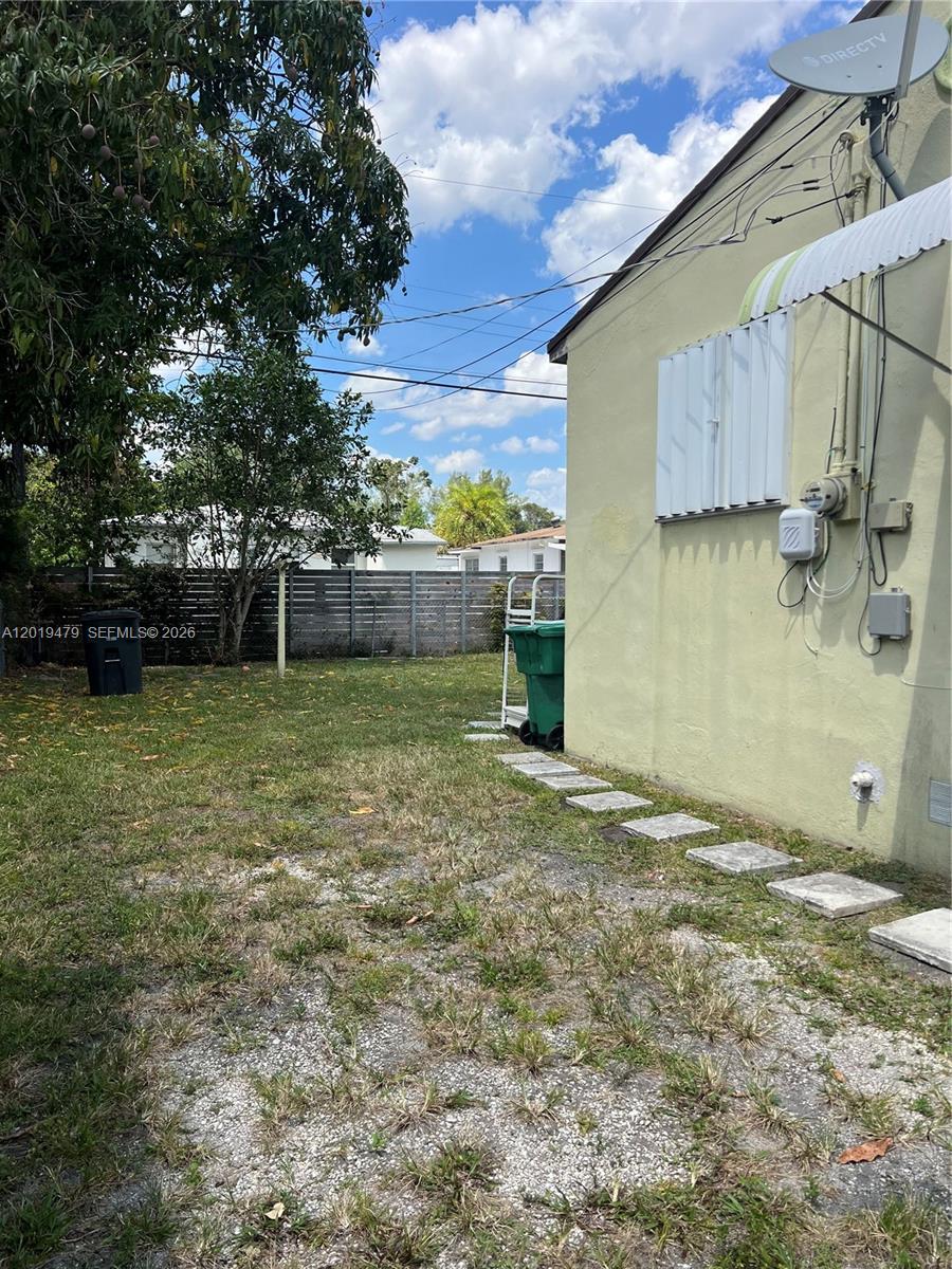 1851 NW 51st Ter