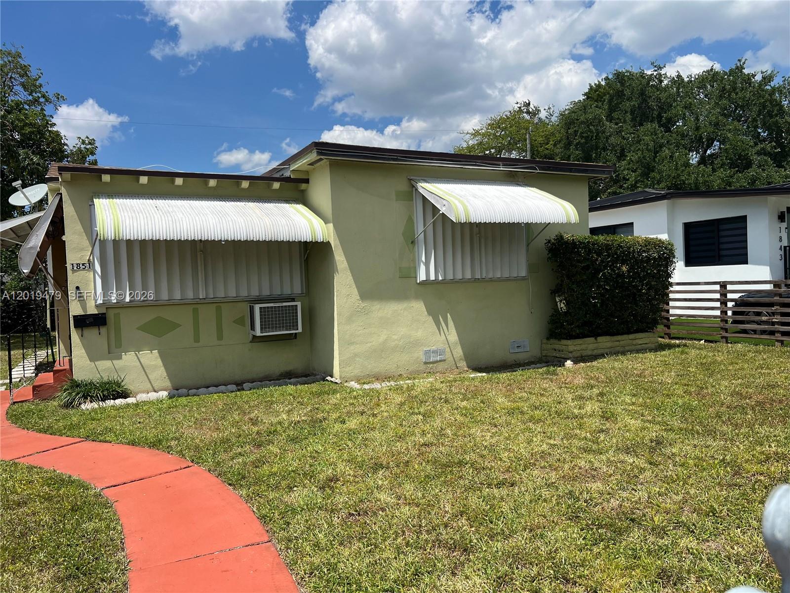 1851 NW 51st Ter