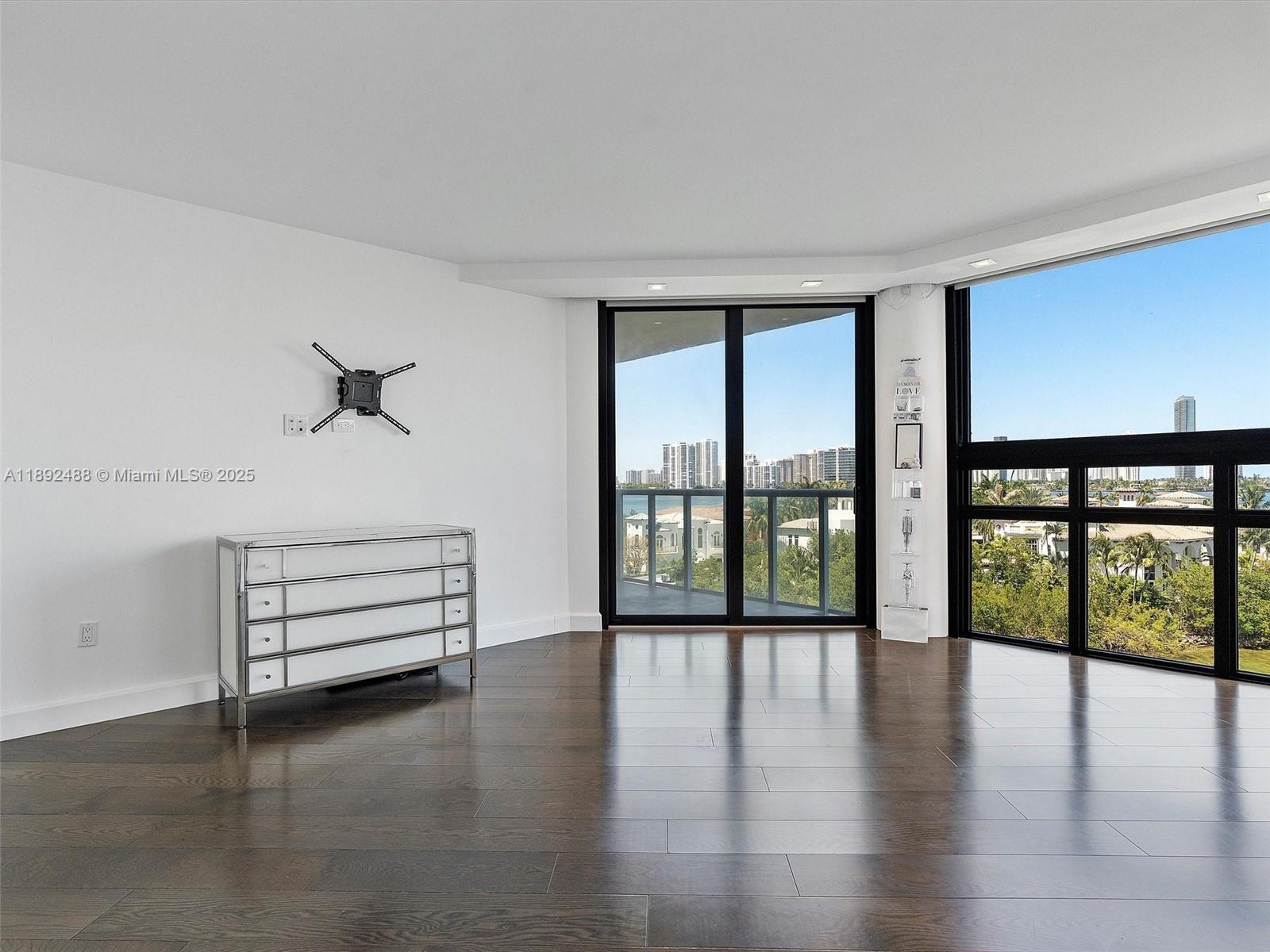 4000 ISL BLVD WILLIAMS IS - Residential Lease