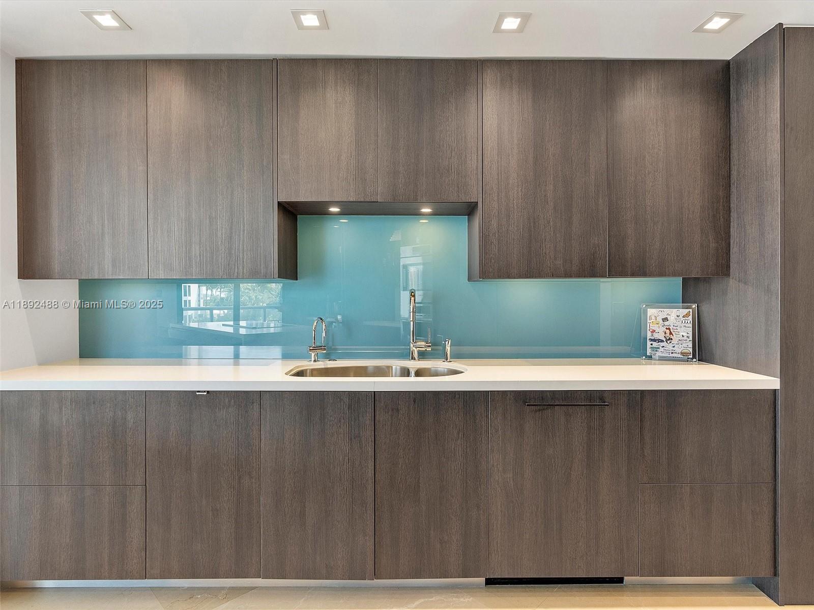 4000 ISL BLVD WILLIAMS IS - Residential Lease