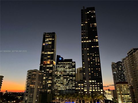 1420 Brickell Bay Dr 1406D Miami FL 33131