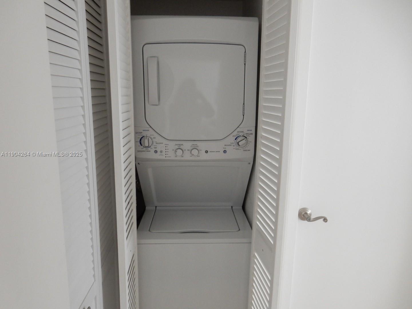 BAYSHORE PLACE CONDO - Residential Lease