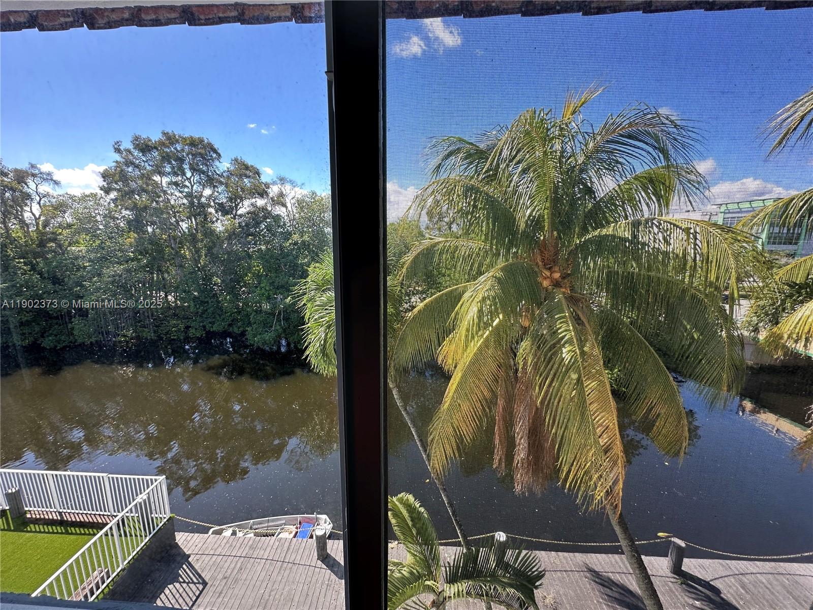 CORAL RIDGE ISLES - Residential Lease