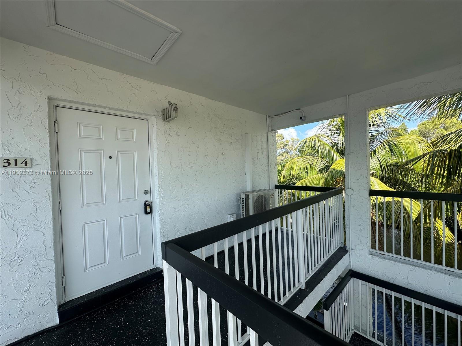 CORAL RIDGE ISLES - Residential Lease