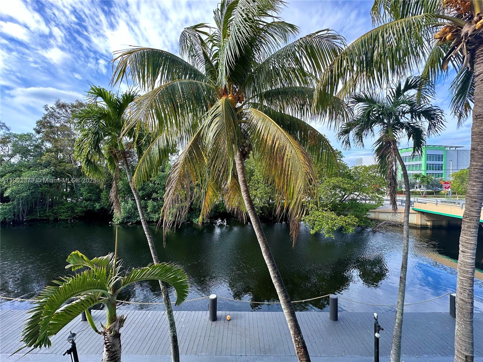 CORAL RIDGE ISLES - Residential Lease