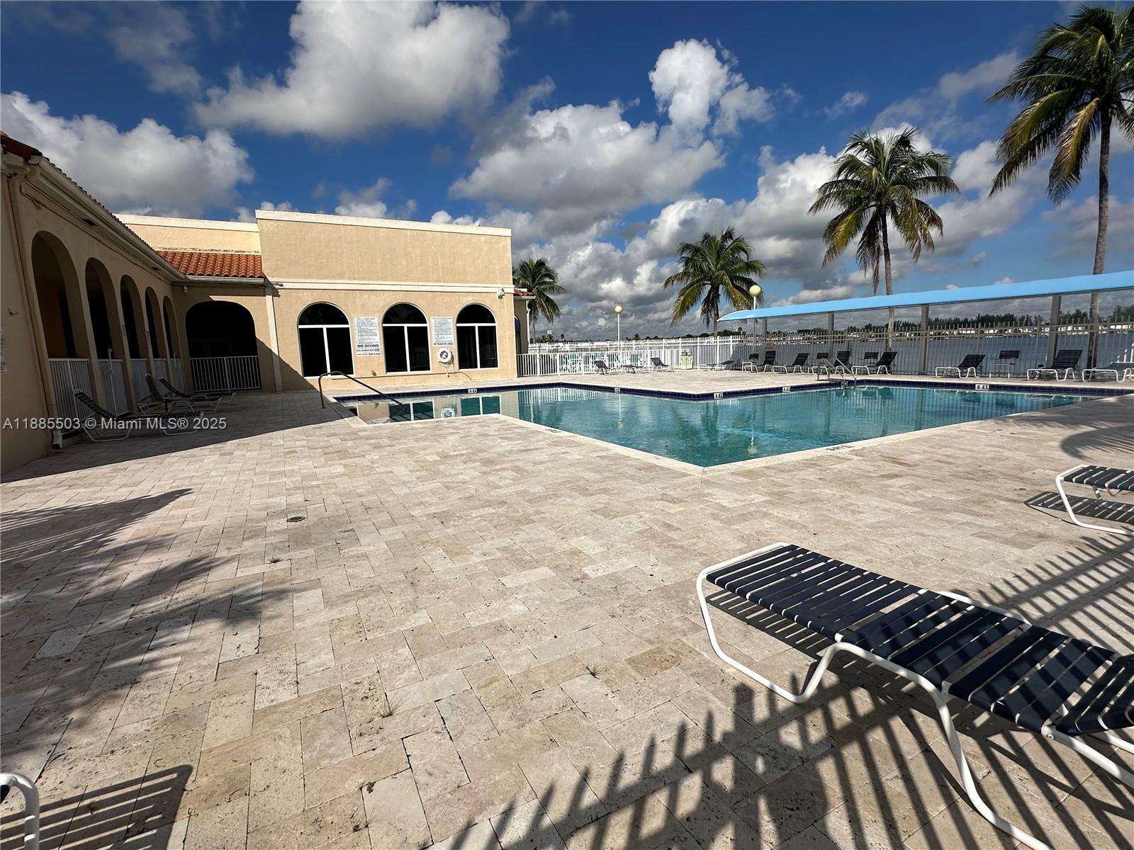 LAKE POINTE SEC 1 - Residential