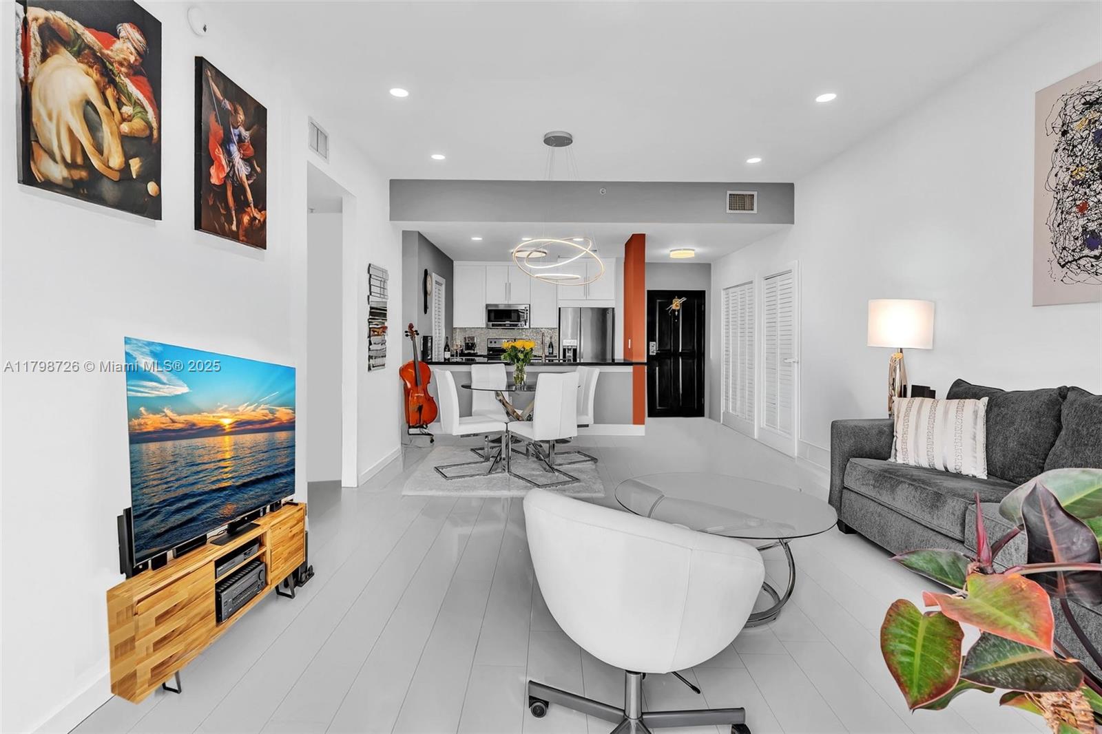 2650 SW 37th Ave 906