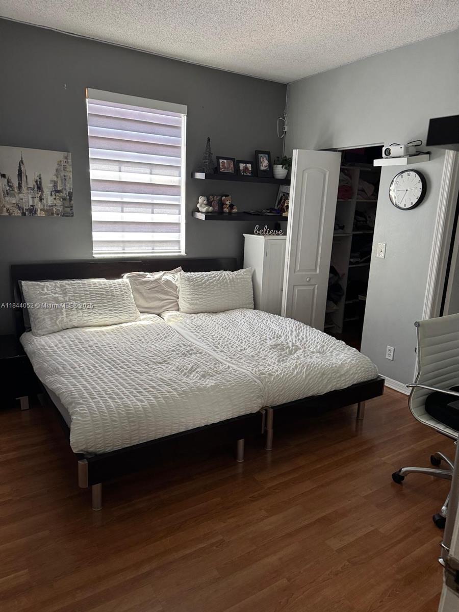 SECTORS 3 & 4 BOUNDARY PL - Residential