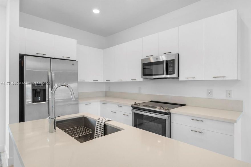 *Urbana Residence’s largest 2-bedroom, 2-bathroom SPLIT PLAN model boasts a gorgeous lake view & features 2 spacious bedrooms, 1 with a private entry suitable for IN-LAWS or a MAID, complete with a small refrigerator & sink. Available for the 1st time. Features include tile throughout, SS steel appliances, & fresh paint. The apart has 2 A/C units with smart thermostats & WiFi cert. Amenities include a community pool, jacuzzi, clubhouse with a large party room, state-of-the-art gym, basketball court with an indoor track, 2 business centers, 3 children’s play areas, and much more. Centrally located near the sought-after Downtown Doral, with easy access to the Turnpike, Palmetto Expressway, Miami International Airport, & just minutes from fine dining, shopping, golfing, entertainment, & more.