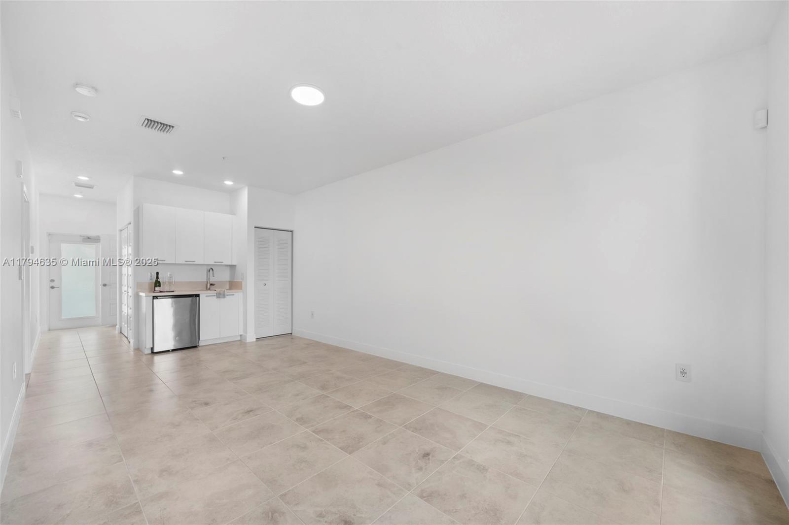 URBANA AT THE RESIDENCES C - Residential
