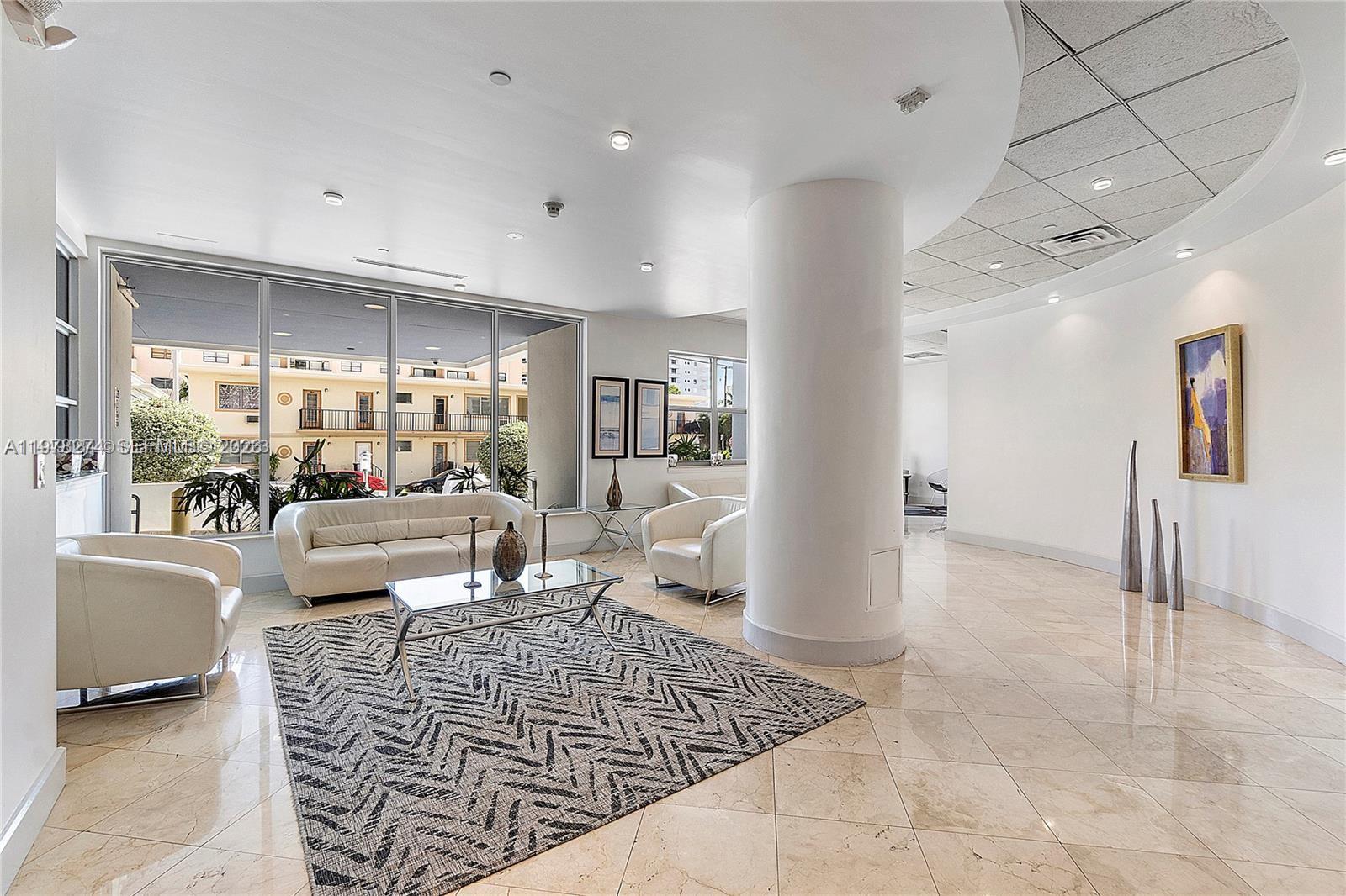 401 BLU OF NORTH BEACH CO - Residential Lease