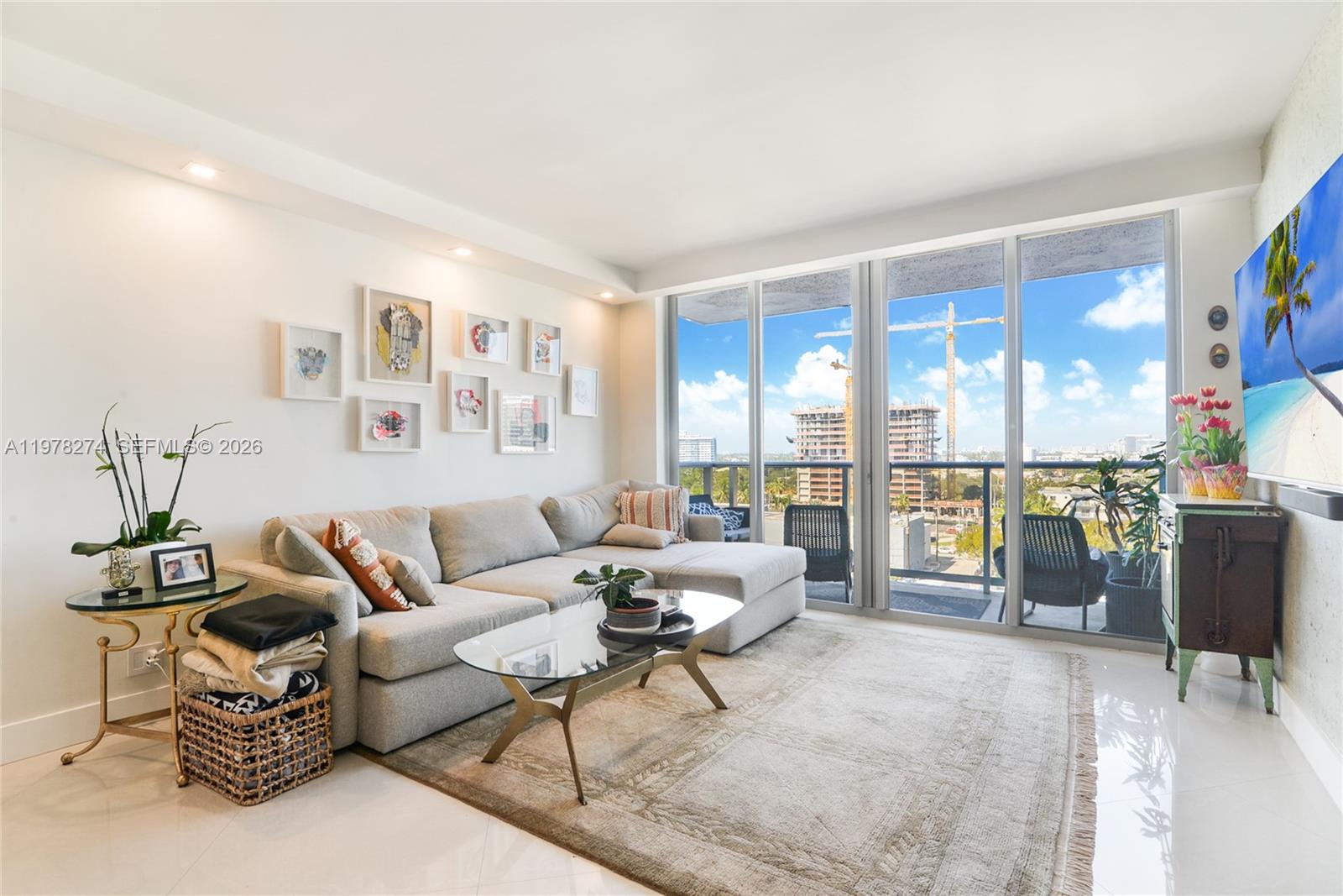 401 BLU OF NORTH BEACH CO - Residential Lease