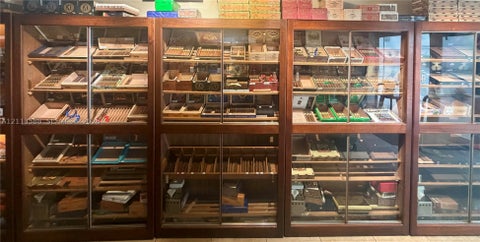 Cigar Lounge Miami FL 33134