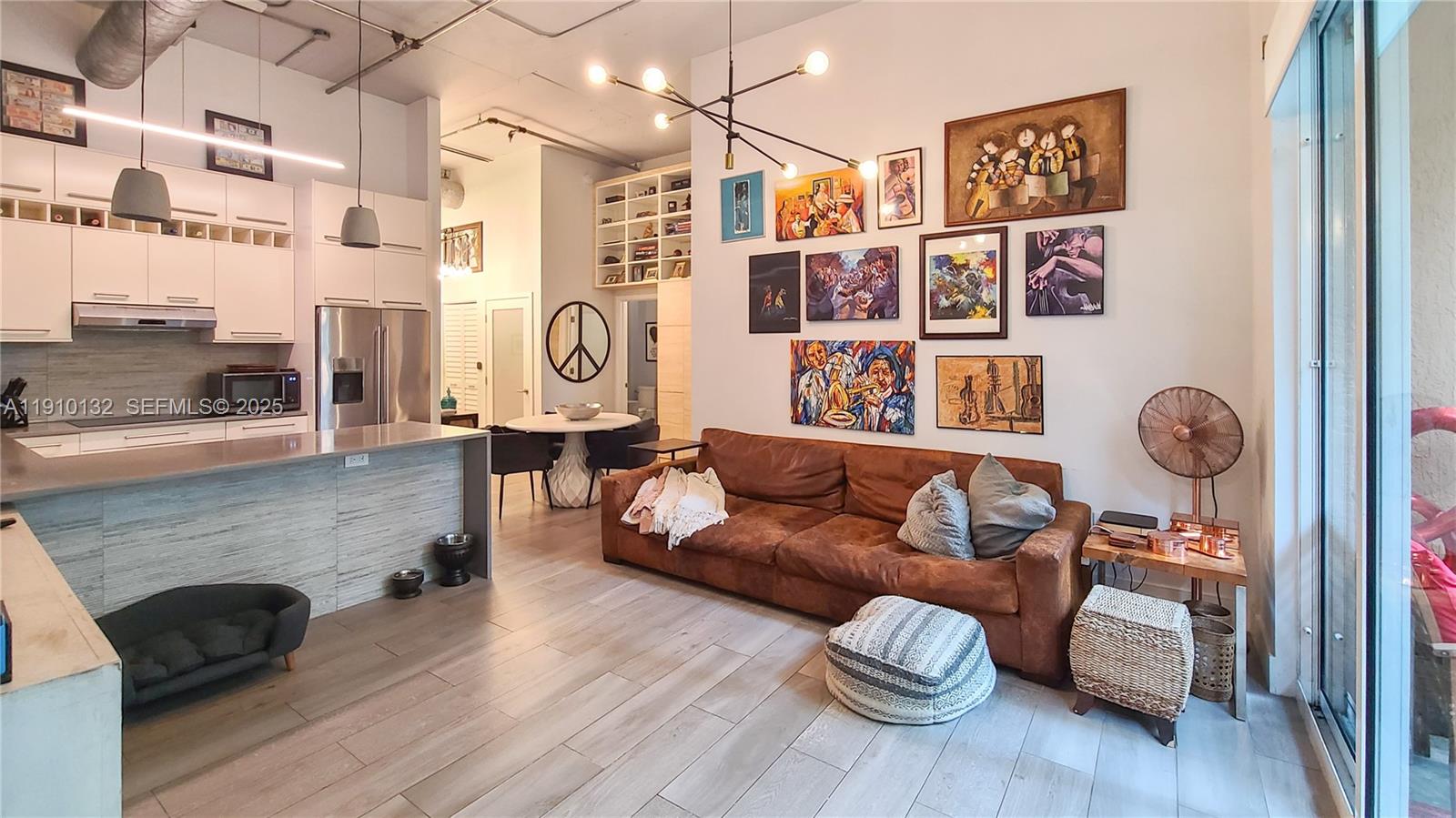 2001 Biscayne Blvd 2117