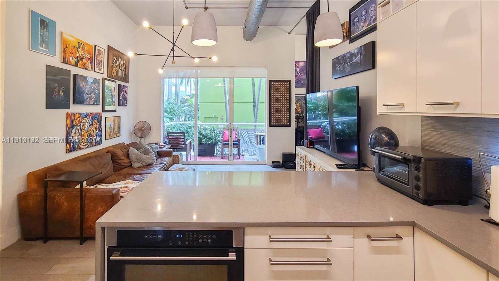 2001 Biscayne Blvd 2117