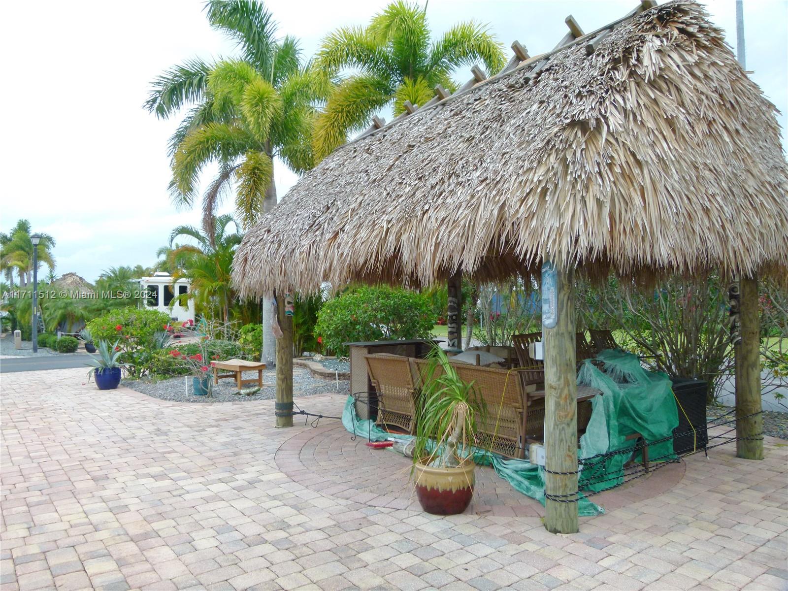 Silver Palms RV Resort - Land