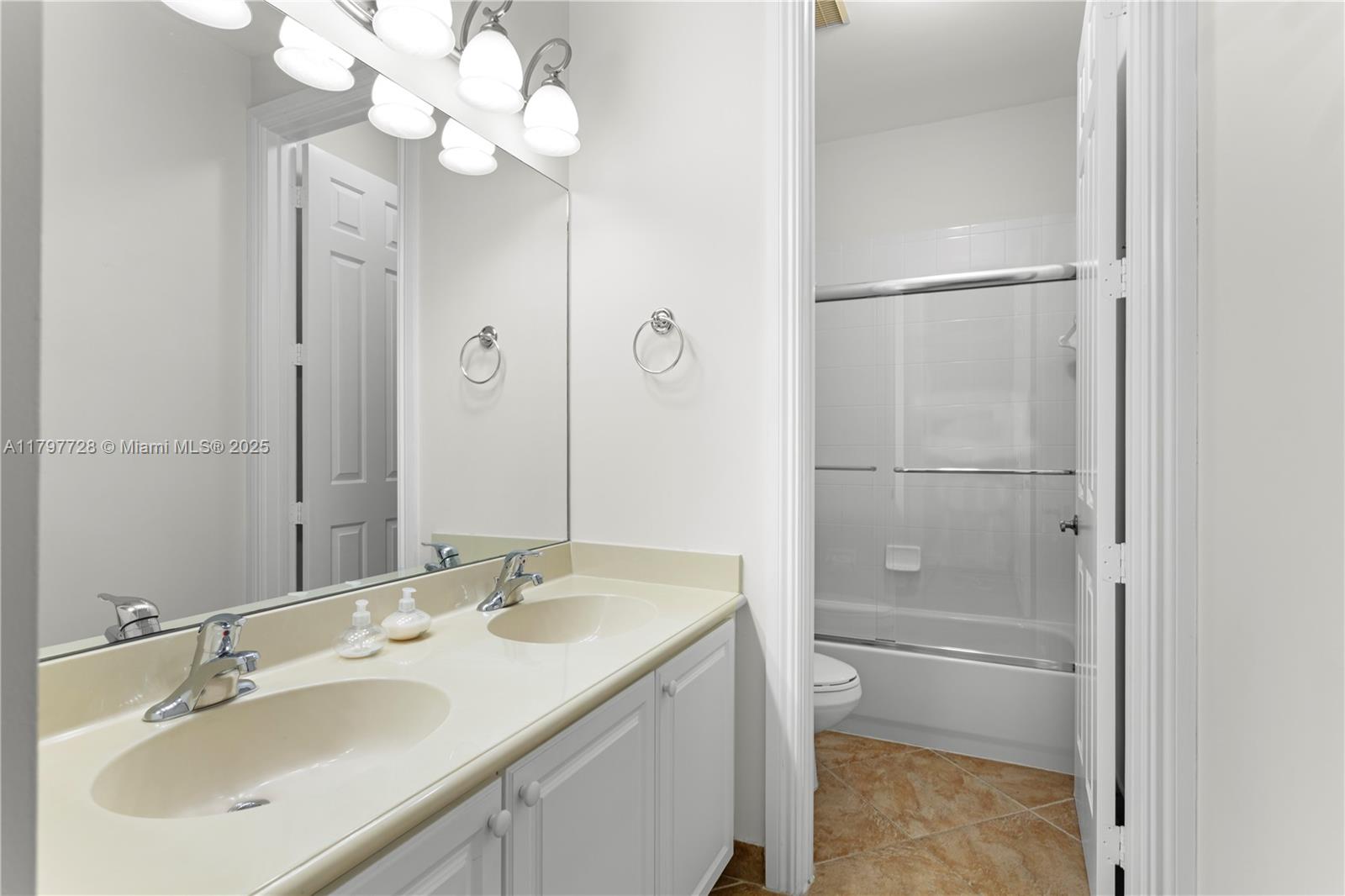 ISLES AT WESTON - Residential