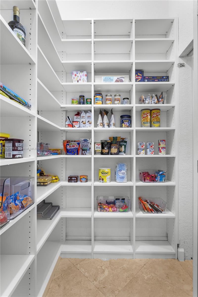 ISLES AT WESTON - Residential