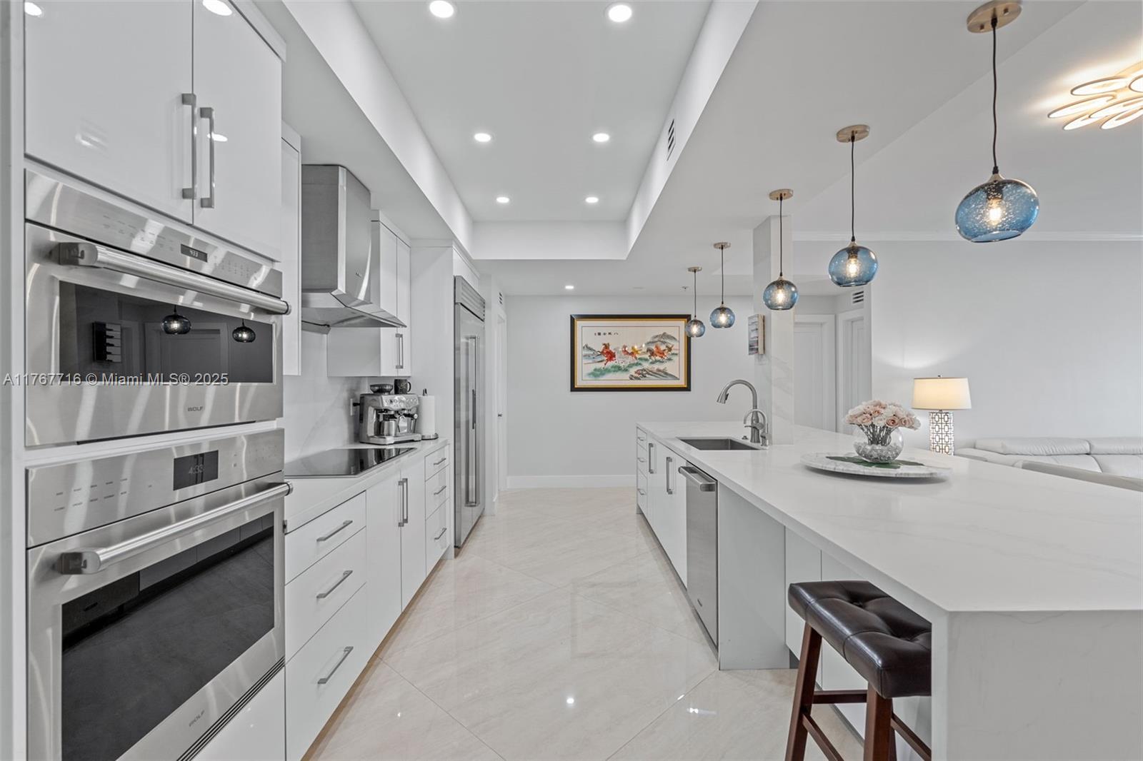 3030 AVENTURA CONDO - Residential