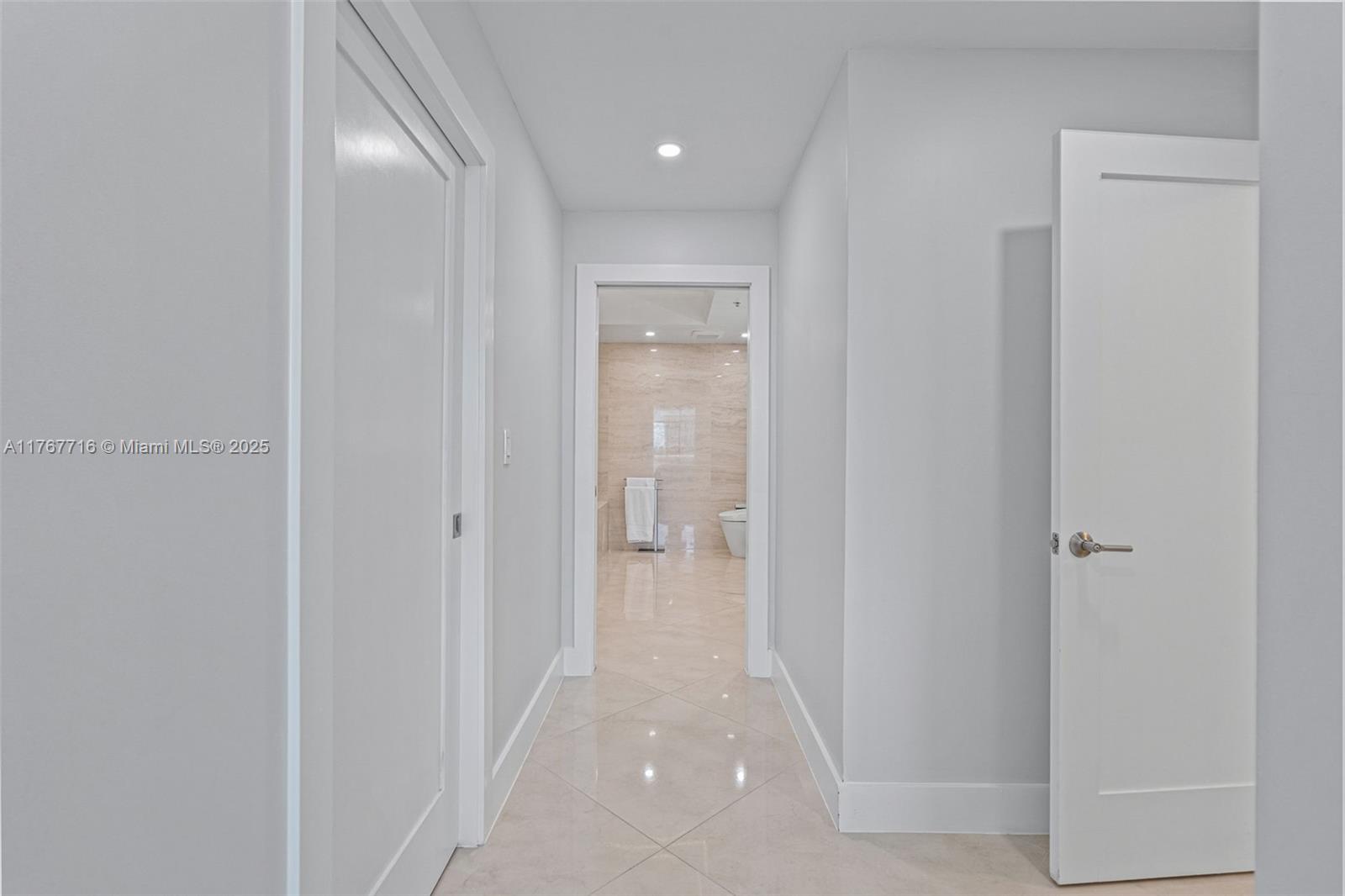 3030 AVENTURA CONDO - Residential