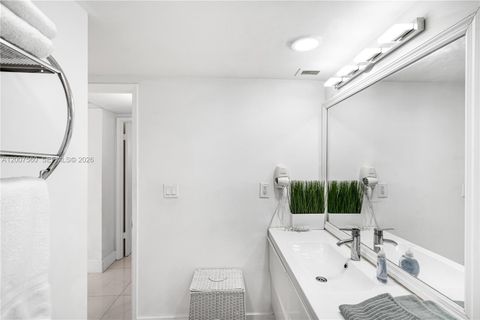 Tiny photo for 19370 Collins Ave #1612, Sunny Isles Beach, FL 33160 (MLS # A12007560)