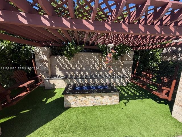 ARBOR ESTATES - Residential