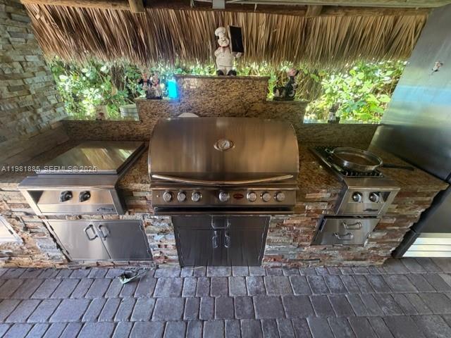 ARBOR ESTATES - Residential