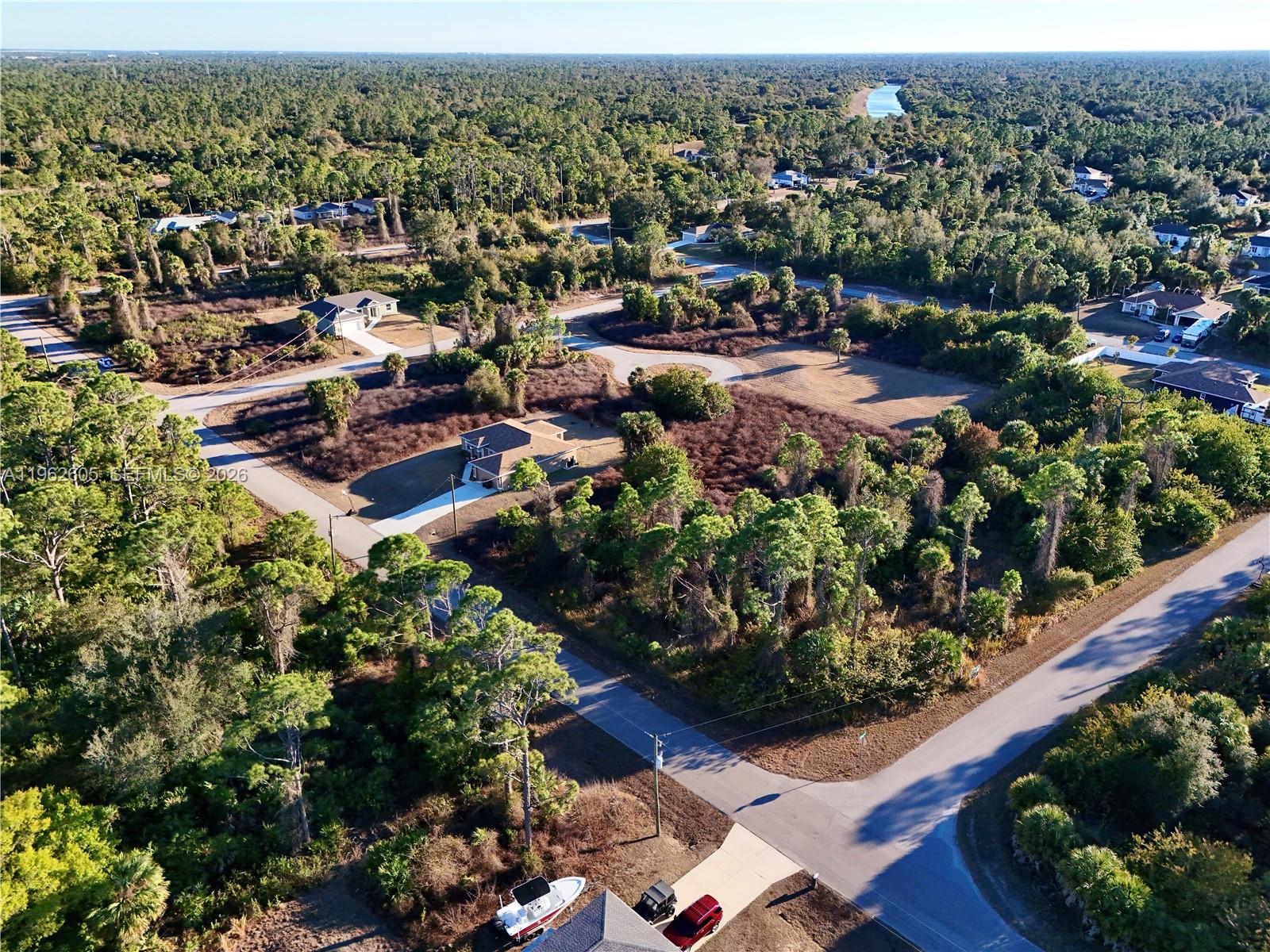 PORT CHARLOTTE - Land