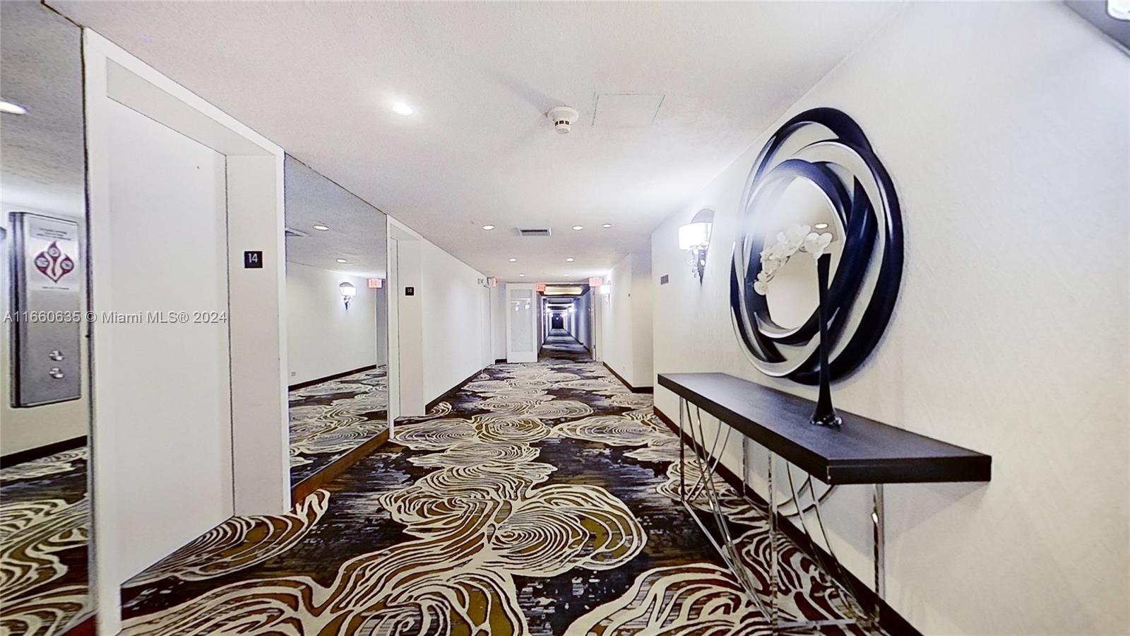 CRICKET CLUB CONDO - Residential