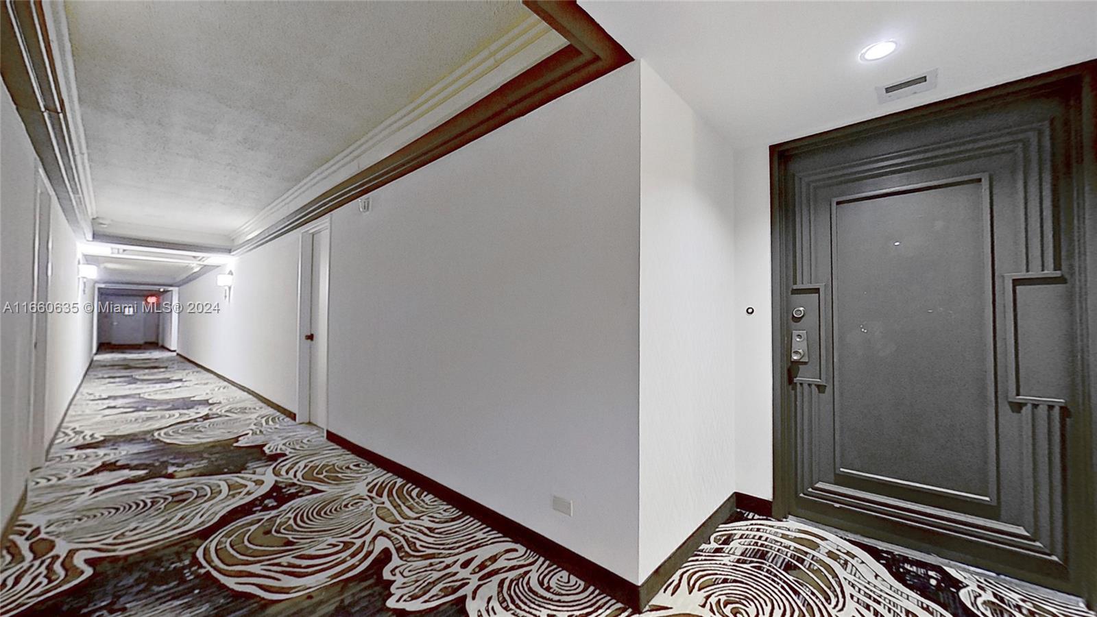 CRICKET CLUB CONDO - Residential