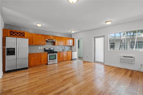 7950 Tatum Waterway Dr N19 Miami Beach FL 33141