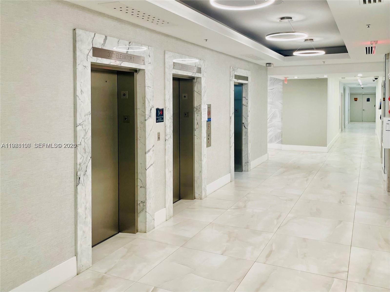 RESIDENCES ON HOLLYWOOD B - Residential