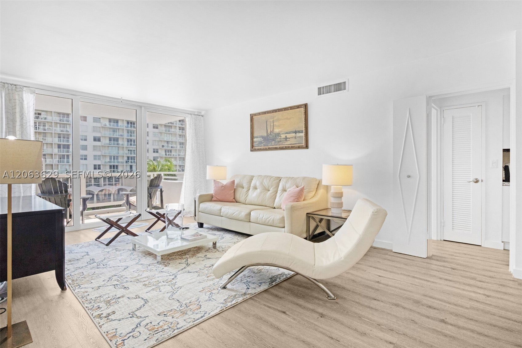 5700 Collins Ave 4C