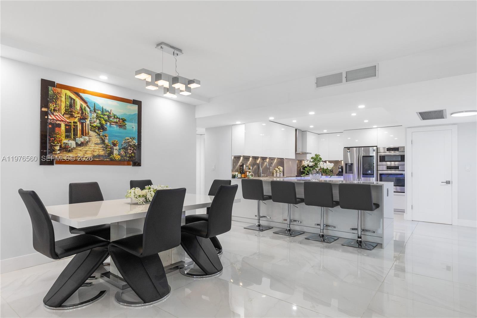 OLYMPUS CONDO PHASE - Residential