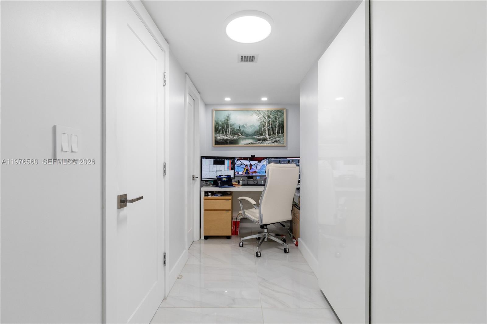 OLYMPUS CONDO PHASE - Residential