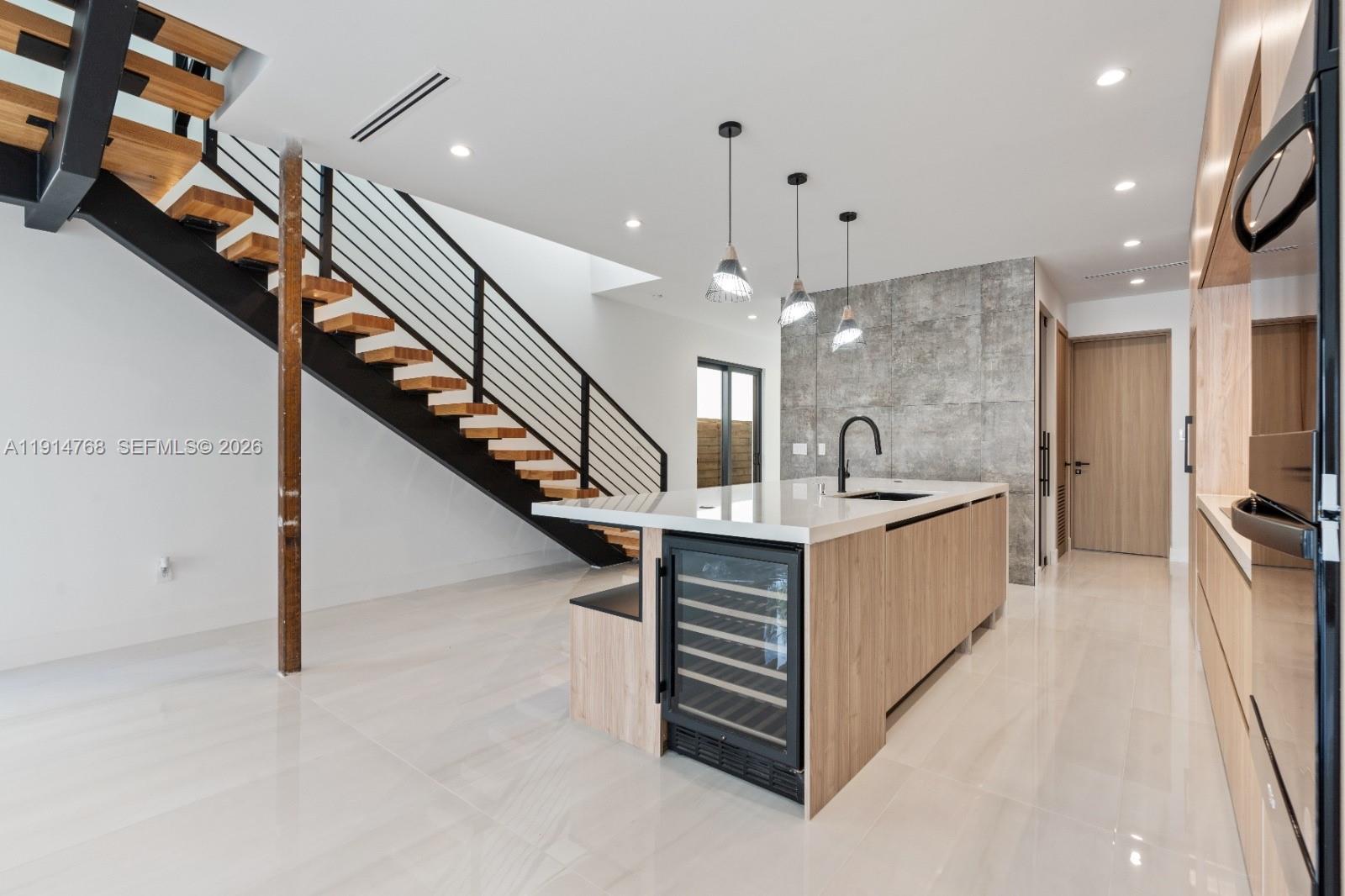 VICTORIA PARK - Residential