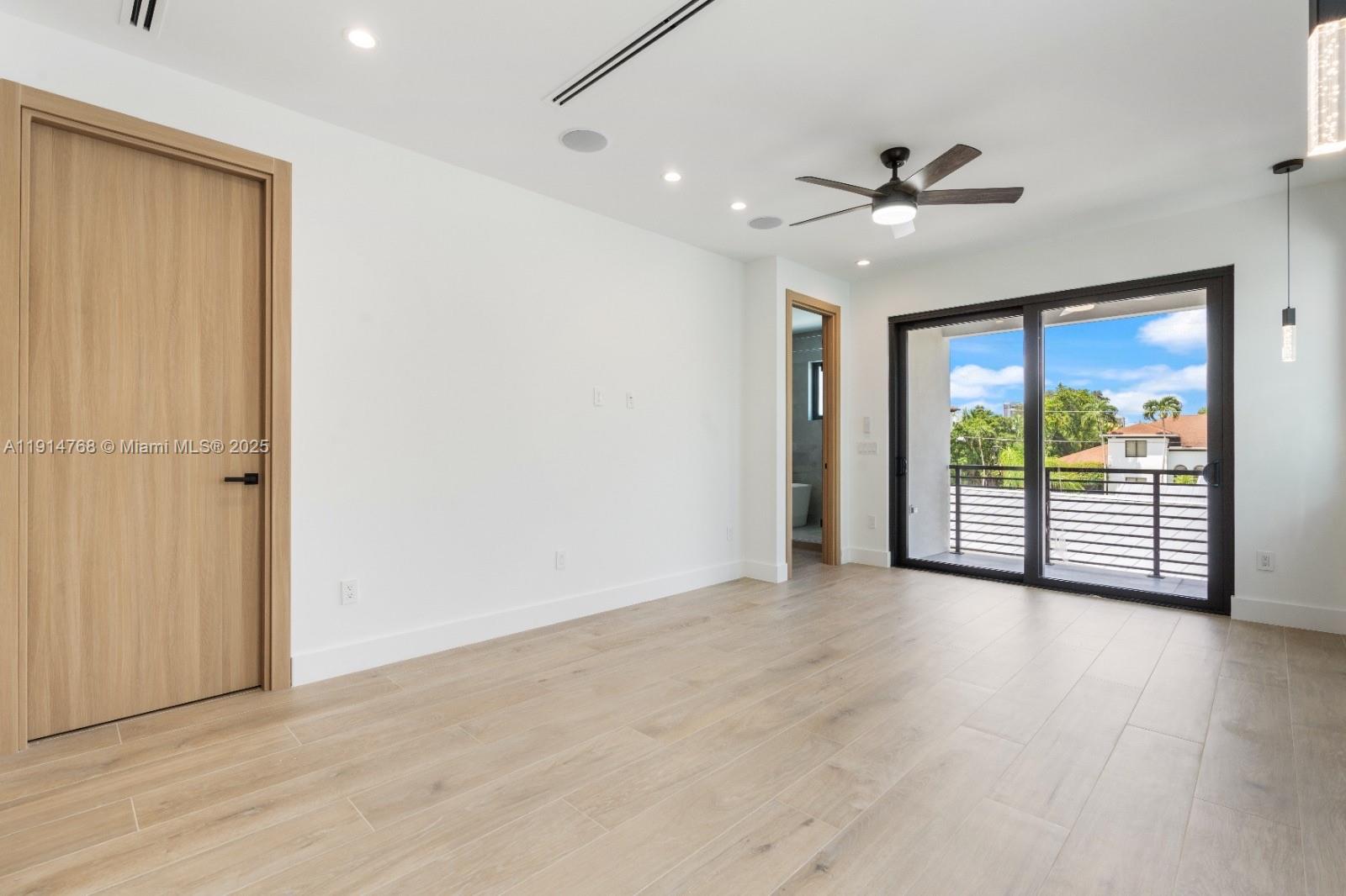 VICTORIA PARK - Residential