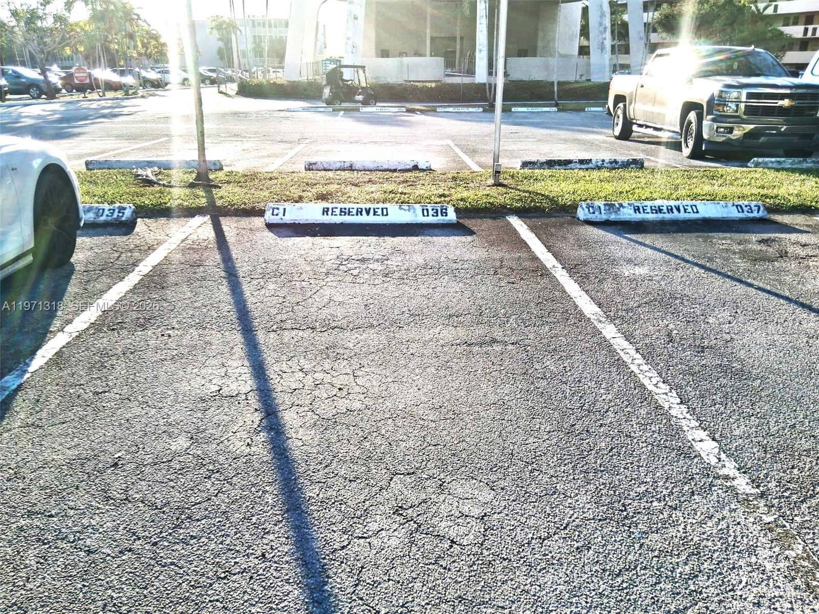 JADE WINDS GROUP - - Residential Lease