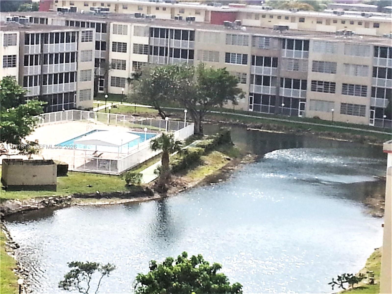 1770 NE 191st St 813-1