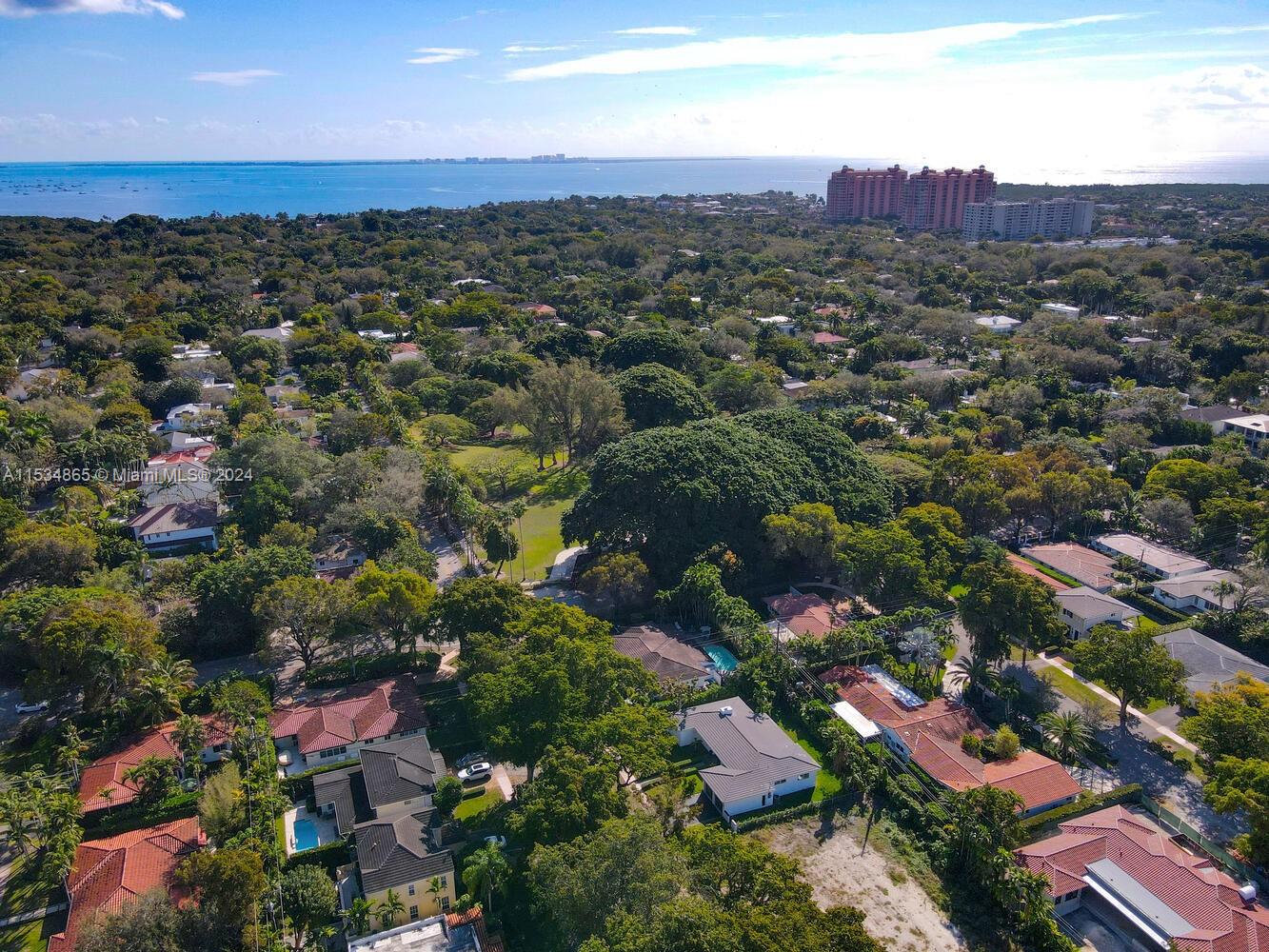CORAL GABLES RIVIERA SEC - Residential