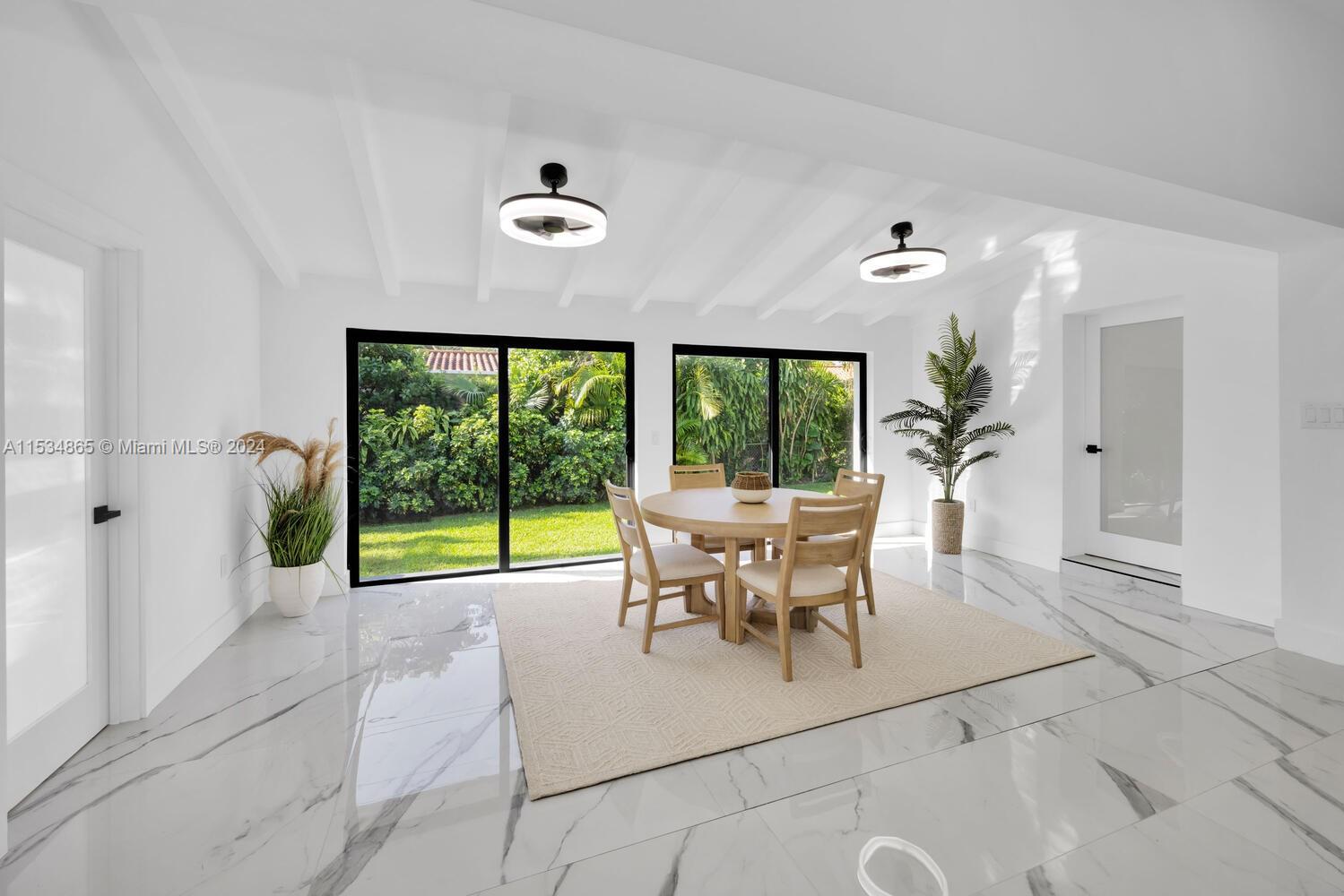 CORAL GABLES RIVIERA SEC - Residential