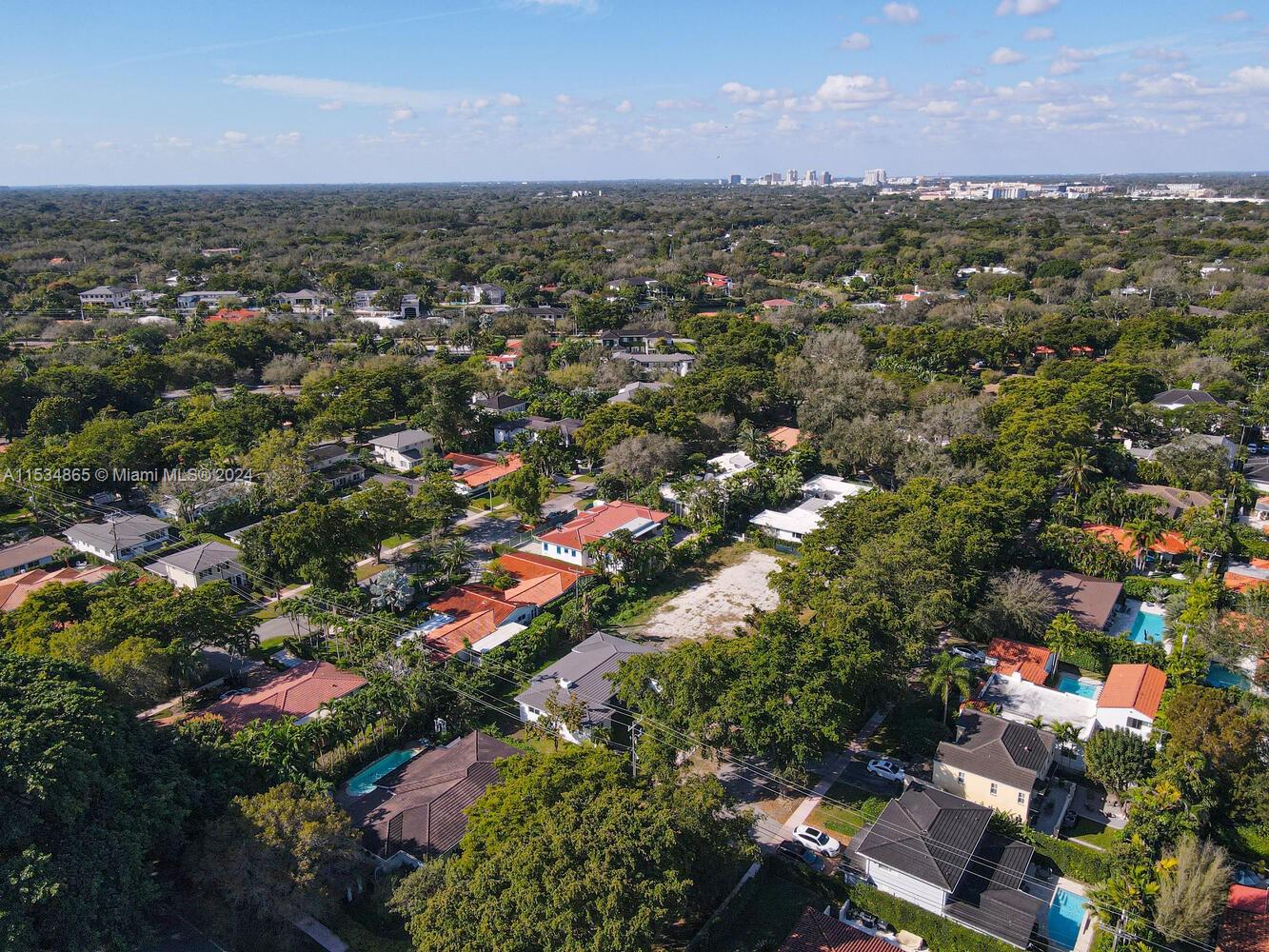 CORAL GABLES RIVIERA SEC - Residential