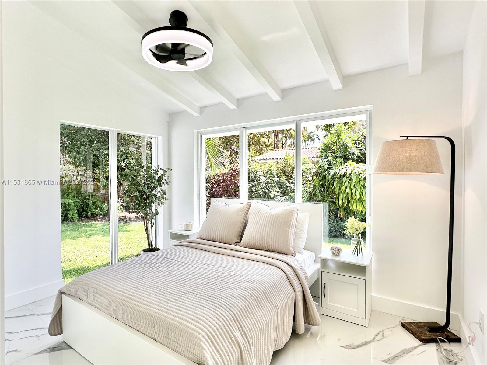 CORAL GABLES RIVIERA SEC - Residential